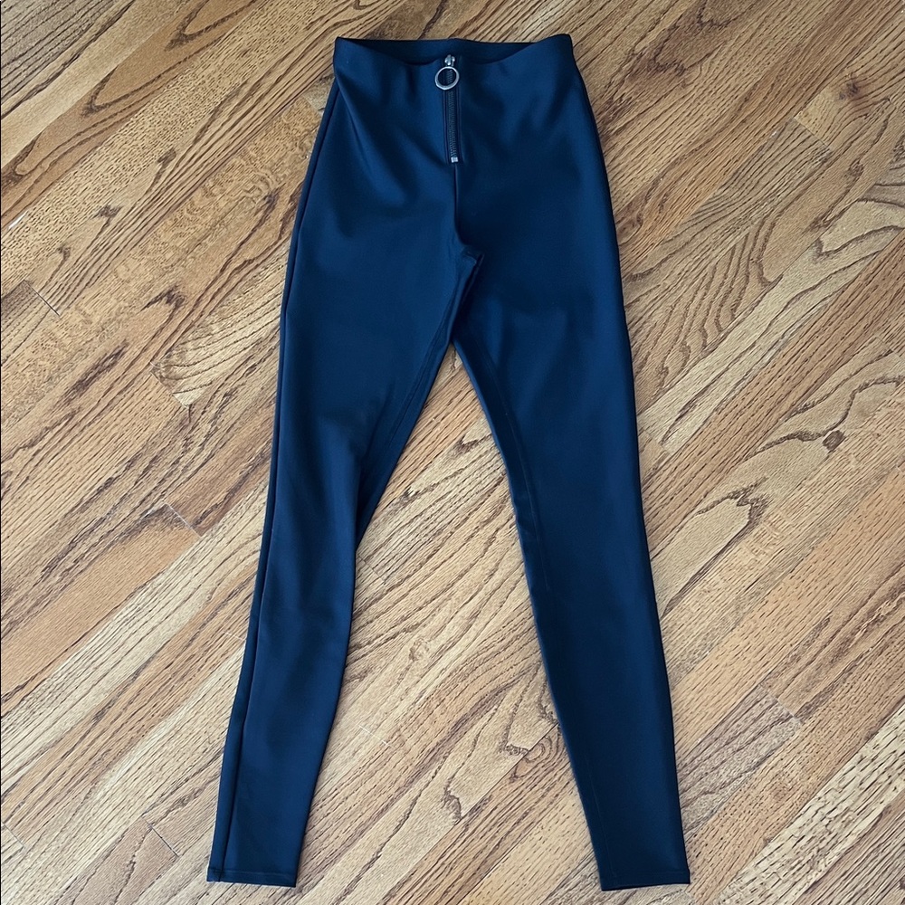 ALO Zipper Black Leggings